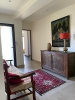 Villa d'architecte, 12 personnes, avec piscine - B&B Faugères