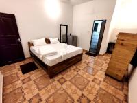 Deluxe Double or Twin Room with Balcony