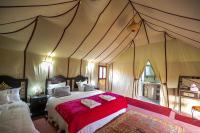 Quadruple Room with Private Bathroom