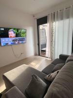 Apartamento con piscina ,parking y aire acondicionado - B&B Sant Carles de la Ràpita
