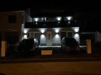 Apartment Matijas, 3 bedroom apt with terrace and PARKING - Ferienwohnung Split