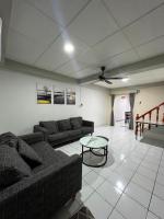 JL Homestay Taman Pertama Satu - B&B Lahad Datu