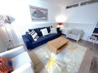 Porth House, with south facing courtyard garden! - Ferienwohnung St. Ives