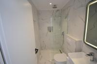 E&L Luxury Apartments - Chambres d’hôtes Saranda