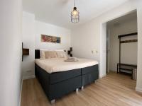 B&B Groningen - Hotelkamer Prinsenstraat with Free Parking - Bed and Breakfast Groningen