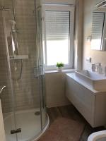 Leneda Apartments with pool - Bed and Breakfast Pula