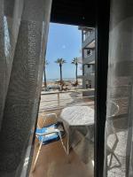Zen Beachfront Apt 103 1TB Internet - B&B Durrës