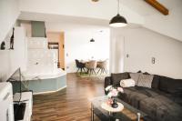 B&B Nittenau - Modernes Apartment mit Top Ausstattung und Kamin im Oberpfälzer Seenland - Bed and Breakfast Nittenau