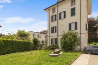 Apartamento con balcón