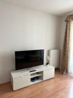 Apartment with garage, free parking - B&B Budapest