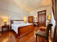 Deluxe Double Room with Balcony and Pool View