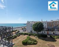 4-Bedroom House for Work Crews ,Private Rooms for Each Guest, Flexible Weekly Rates-Marine M by Bluehouse Shortlets Brighton - B&B Brighton
