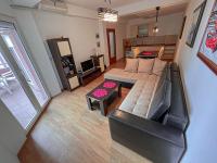 Korun's Lakeview Apartment - B&B