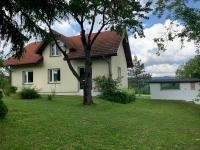 DOMEK NA LATYFUNDIACH - B&B Ryglice
