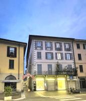 PortaTorre Suite, a Charming apartment in the Heart of Como, Free Private Parking, Air Conditioning - Chambres d'hôtes Côme