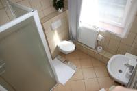 Dreibettzimmer mit eigenem Bad