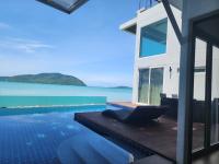 B&B Ban Raboet Kham - Absolute Oceanfront villa Yai - private pool 4br - Bed and Breakfast Ban Raboet Kham
