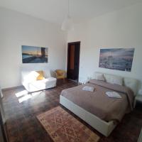 Central Moon Cagliari vista mare - B&B