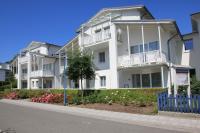 Terrasse, gratis Nutzung vom AHOI Erlebnisbad und Sauna inSellin - Villa Karola FeWo 06 - B&B