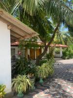 Island Breeze Inn - Bed and Breakfast