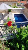Apartments Ante 2 - B&B Hvar