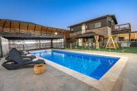 צימר בכפר - סוויטות ובקתות קסומות עם בריכה מחוממת מקורה ונוף מהמם - Bed and Breakfast Rama