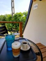Várta-Lak Panoráma Présház Vendégház - Bed and Breakfast Bakonycsernye