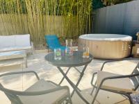 Jaccuzi entre mer et calanques en résidence familiale - B&B Marsiglia