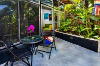 Flexible Stay Modern Suite #1