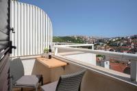 Apartments ''Three Sisters'' - ZF Hvar - B&B