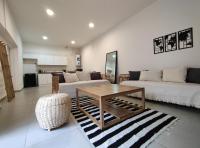 Moderno PH con patio en Chacarita A 3 minutos de Palermo y 2 cuadras del Movistar Arena y Art Media - Bed and Breakfast Buenos Aires