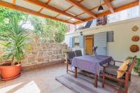 Traditional holiday house by the sea - B&B