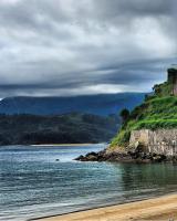 VIVIENDA VACACIONAL "EL CANXILÓN" Situada en Lastres - Zona Oriente de ASTURIAS - Casa independiente - Terraza con vistas al mar a 800 m de la playa - Chambres d'hôtes Lastres