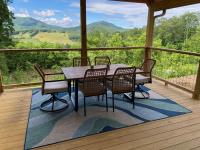 B&B Jefferson - Blue Sky Cabin - Built in 2023 this 3 bed 2,5 bath home has gorgeous views - Bed and Breakfast Jefferson