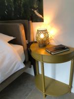 Zimmer mit Kingsize-Bett