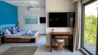 Suite met een Kingsize Bed en Uitzicht op de Oceaan