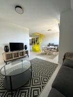 Design apartment with garage - Chambres d’hôtes Santander