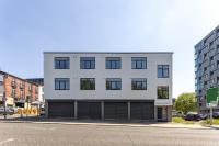 Flatzy - 16 Guests 4 En-suite Central Apartment B - B&B