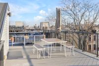 SkyHouse JC - New 3BR Apt with Private Rooftop - B&B Jersey City