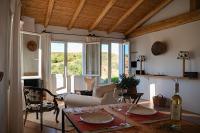 Auberge Santu Martine Cottage with Pool (Ollastru) - B&B Galtellì