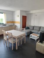 Apartamento con terraza