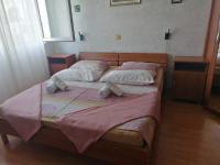Appartamento con 2 Camere da Letto e Balcone
