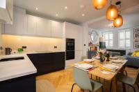 Modern Home in Windermere by LetMeStay - B&B