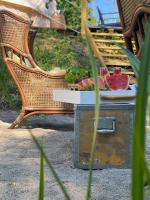 Idyllisk glamping rett ved elven - B&B Skien