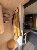 Tiny House et chevaux - Bed and Breakfast Le Breuil