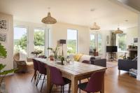 B&B Porthcurno - Treen House, Porthcurno - Bed and Breakfast Porthcurno