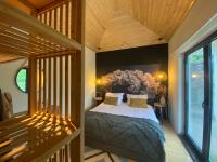 LUZZ me - Casa das Doze Ribeiras - B&B Doze Ribeiras