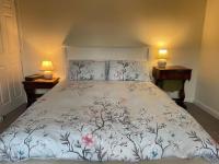 B&B Chard - Manor Farm Holiday Cottages - Bed and Breakfast Chard