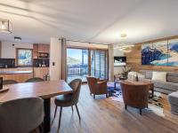 Appartement 4* au centre de Courchevel Moriond, 4 chambres, 98m², 10 pers, parking, WIFI - FR-1-563-79 - B&B