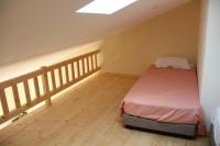 Vierbettzimmer mit Gartenblick